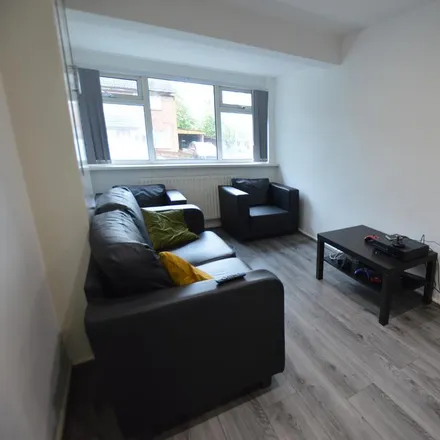 Rent this 4 bed duplex on Well Close Rise in Arena Quarter, Leeds