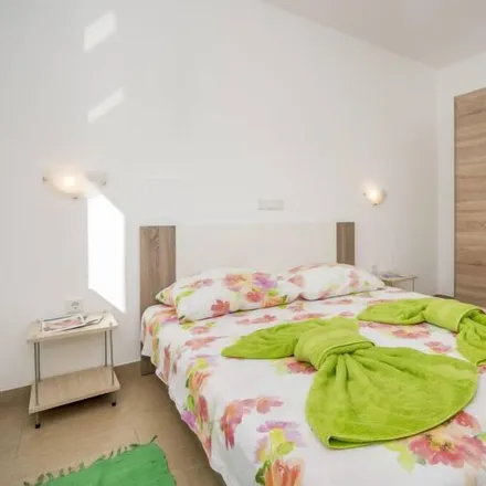 Image 2 - 52203, Croatia - Apartment for rent