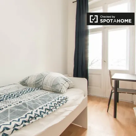 Rent this 5 bed room on Klaustaler Straße in Damerowstraße, 13189 Berlin
