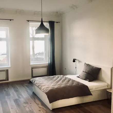 Rent this 2 bed apartment on Hasenheide 65 in 10967 Berlin, Germany