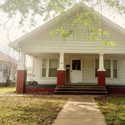 Buy this 2 bed house on 221 West 1st Street in Coffeyville, KS 67337