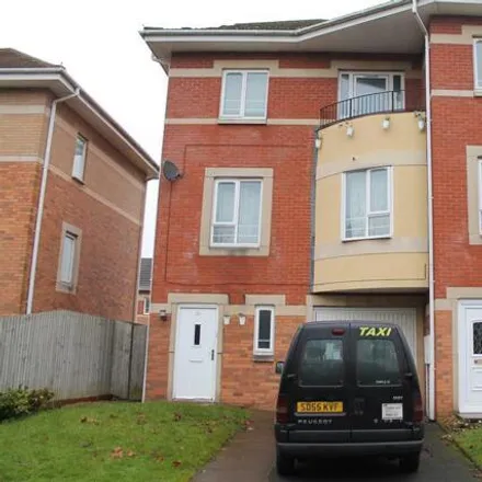 Buy this 3 bed house on Waterside Drive in Birmingham, B18 5RY