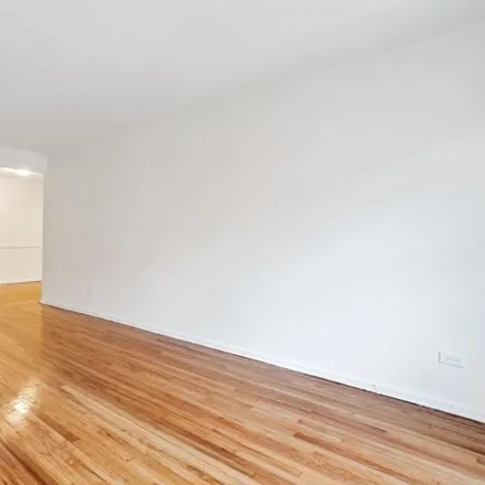 Buy this 2 bed condo on 69 Bennett Avenue in New York, NY 10033