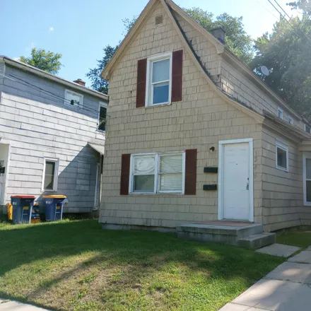 Image 1 - 1344 Lafayette Avenue Northeast, Grand Rapids, MI 49505, USA - Duplex for sale