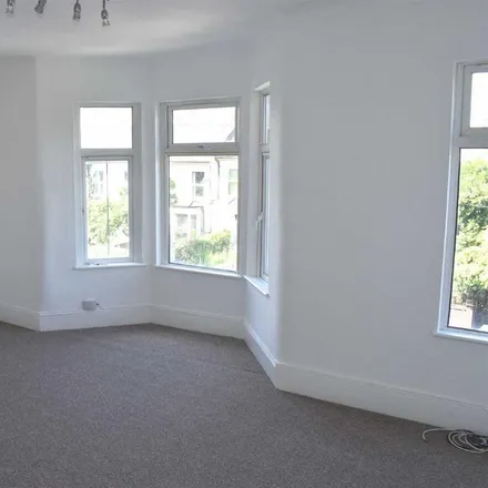 Image 4 - 82 Colworth Road, London, E11 1JE, United Kingdom - House for rent