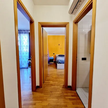 Rent this 2 bed apartment on Sala Nassirya in Vicolo Mezzaluna, 35042 Este Province of Padua