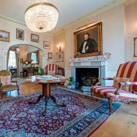 Buy this 4 bed townhouse on Sir Noël Coward in Gerald Road, London