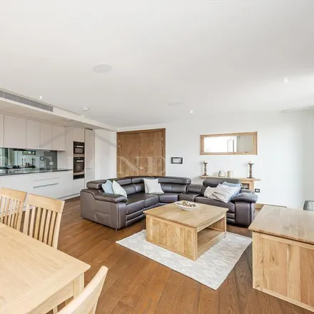 Rent this 3 bed apartment on Department for Transport in 33 Horseferry Road, Westminster