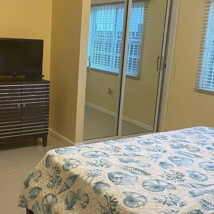 Image 5 - Jamaica - Apartment for rent