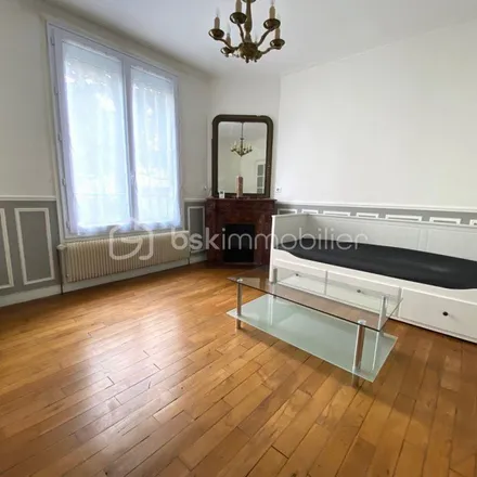Rent this 3 bed apartment on 2B Avenue de la République in 94260 Fresnes, France
