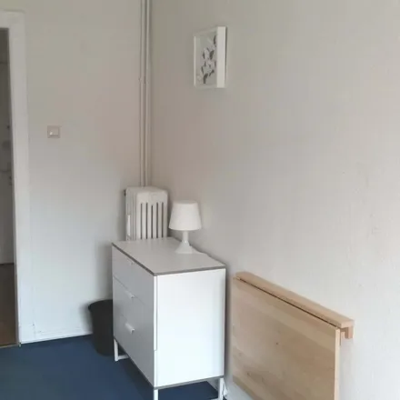 Rent this 3 bed room on Bahrenfelder Chaussee 50 in 22761 Hamburg, Germany