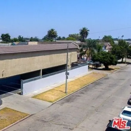 Image 4 - 241 W 105th St, Los Angeles, California, 90003 - House for sale