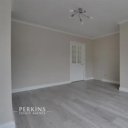 Rent this 4 bed house on Denham Road in Sparrow Farm, London