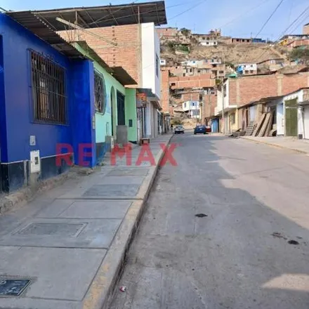 Buy this 2 bed house on Calle Cesar Vallejo in Villa María del Triunfo, Lima Metropolitan Area 15816