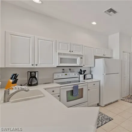 Image 4 - Liron Avenue, Fort Myers, FL, USA - Condo for rent