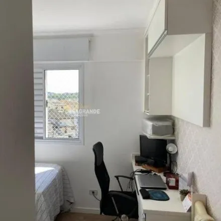 Buy this 3 bed apartment on Edifício Grand Vita in Rua Inês Maria Cuoghi 150, Urbanova V
