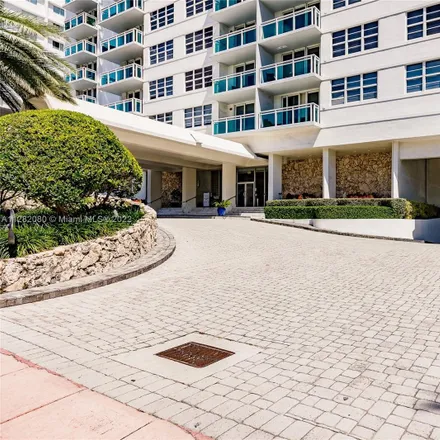 Image 3 - The Collins, 6917 Collins Avenue, Atlantic Heights, Miami Beach, FL 33141, USA - Condo for rent