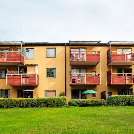 Rent this 3 bed apartment on Valhallavägen in 811 80 Sandviken, Sweden