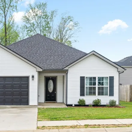Buy this 3 bed townhouse on 401 Parkside Circle in Lebanon, TN 37087