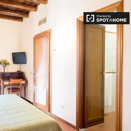 Image 3 - Santa Maria d'Itria, Via del Tritone, 00187 Rome RM, Italy - Apartment for rent