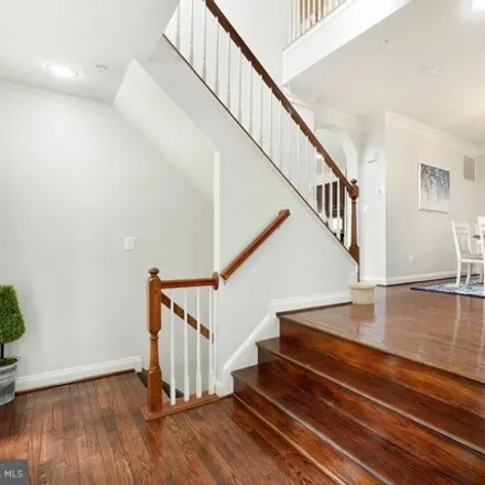 Image 4 - 602-610 Grand Champion Drive, Rockville, MD 20850, USA - Townhouse for sale