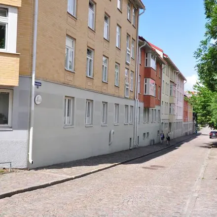 Rent this 2 bed apartment on Kaponjärgatan 11 in 13, 413 01 Gothenburg
