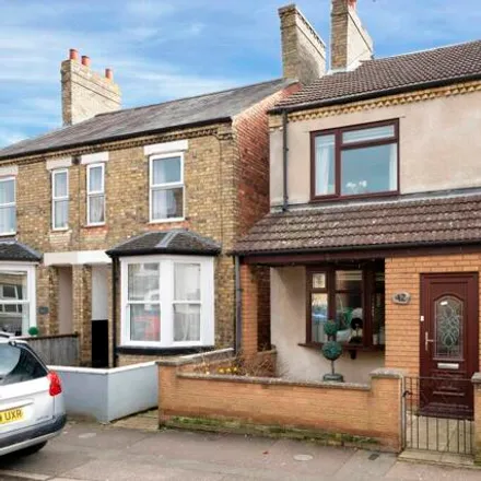 Buy this 3 bed duplex on choicescare in Southview Road, Peterborough