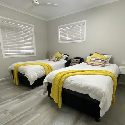 Image 2 - Tinaroo, Tablelands Regional, Queensland, Australia - House for rent