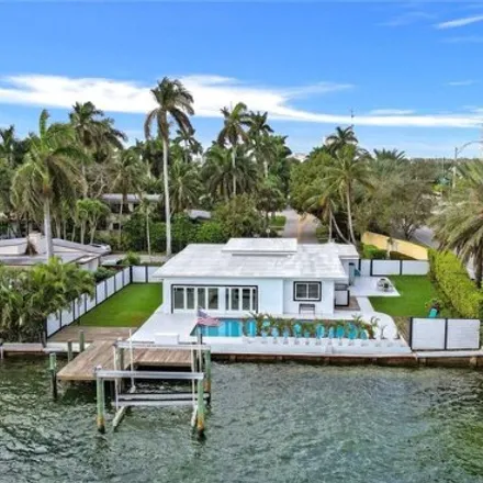 Image 1 - 7821 Beach View Drive, North Bay Village, Miami-Dade County, FL 33141, USA - House for sale