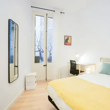 Image 2 - Carrer de Sant Gil, 25, 08001 Barcelona, Spain - Apartment for rent