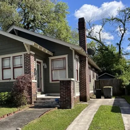 Rent this 4 bed house on 2908 Selma Street in Murray Hill, Jacksonville