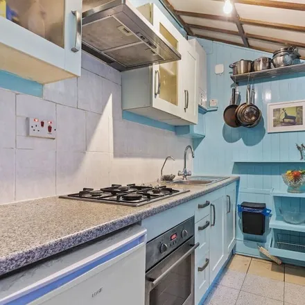 Rent this studio house on London in N1 4NG, United Kingdom