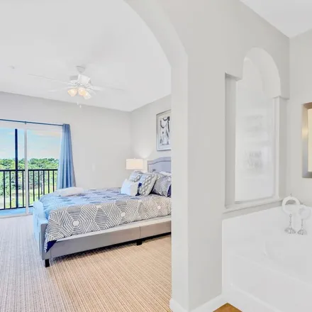 Rent this 3 bed condo on Winter Garden in FL, 34787