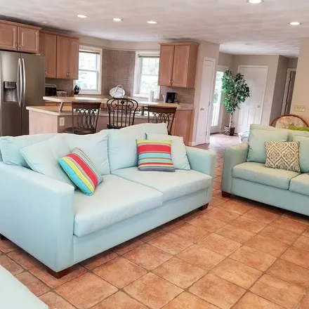 Rent this 6 bed apartment on 100 Allagash Trail in Narragansett, RI 02882