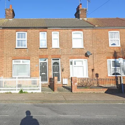 Rent this 3 bed townhouse on Sandford Road in Chelmsford, CM2 6DQ