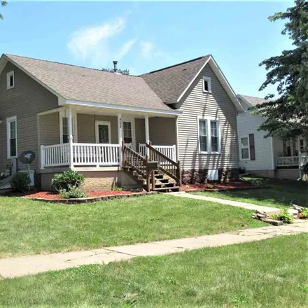 Buy this 3 bed house on 409 East 5th Street in Tipton, IA 52772