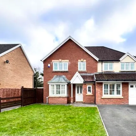 Buy this 5 bed house on Parc Aberaman in Godreaman, CF44 6EY