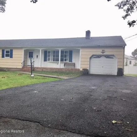 Rent this 3 bed house on 127 Adams Avenue in Elberon Park, Ocean Township