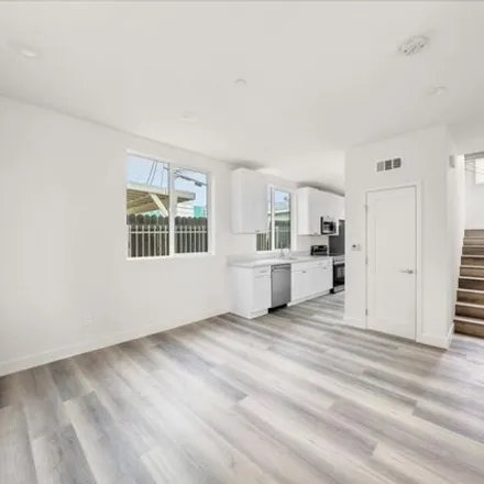 Image 3 - 421 South Lorena Street, Los Angeles, CA 90063, USA - House for rent