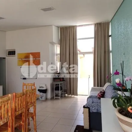 Buy this 3 bed house on Avenida João Naves de Ávila in Centro, Uberlândia - MG