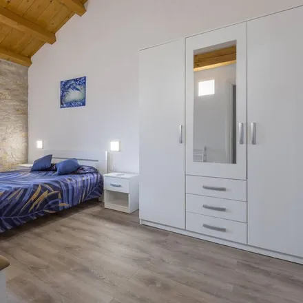 Image 1 - Buje - Buie, Istria County, Croatia - House for rent