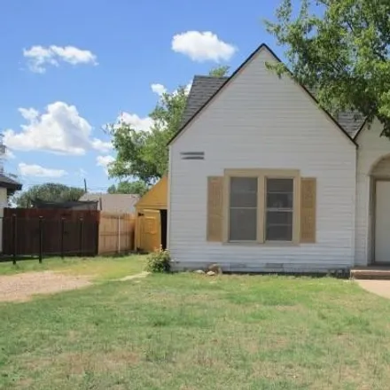 Rent this 3 bed house on 1974 Highland Avenue in Abilene, TX 79605