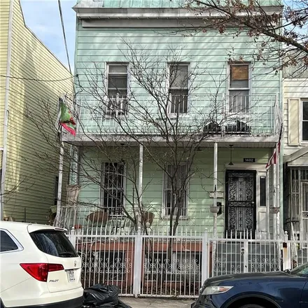 Buy this 4 bed townhouse on 1482 Rosedale Avenue in New York, NY 10460