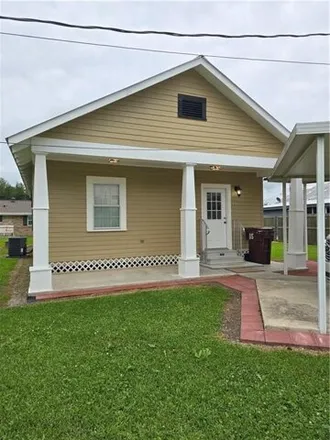 Rent this 3 bed house on Marguerite Lane in Des Allemands, St. Charles Parish