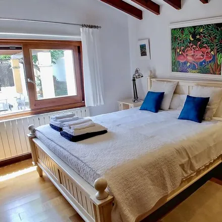 Rent this 5 bed house on Palma in Carrer de les Illes Pitiüses, 07007 Palma