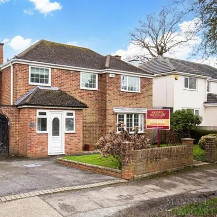 Buy this 3 bed house on 17 Grattons Drive in Pound Hill, RH10 3AD