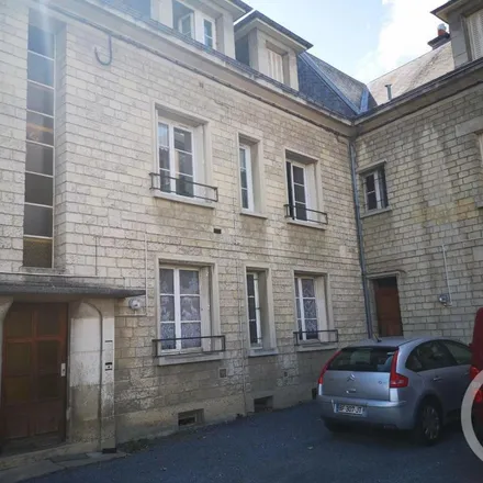Rent this 3 bed apartment on 6 Rue du Collège in 02200 Soissons, France