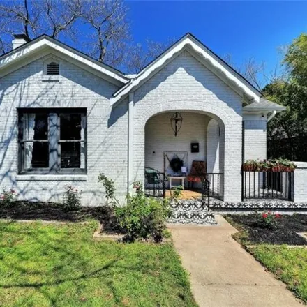 Buy this 2 bed house on 510 East 38th Street in Austin, TX 78705