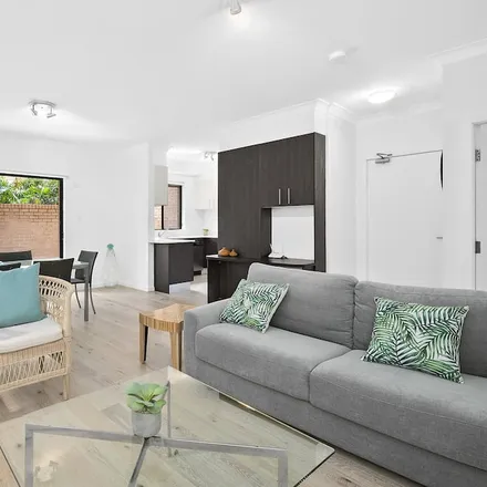 Rent this 1 bed apartment on Coogee NSW 2034