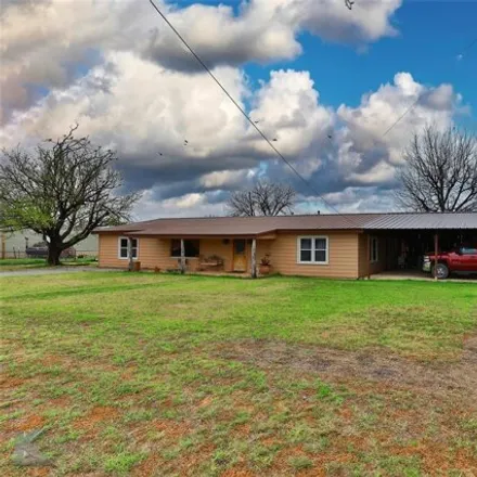 Image 2 - 129 Coke Street, Tye, Taylor County, TX 79563, USA - House for sale